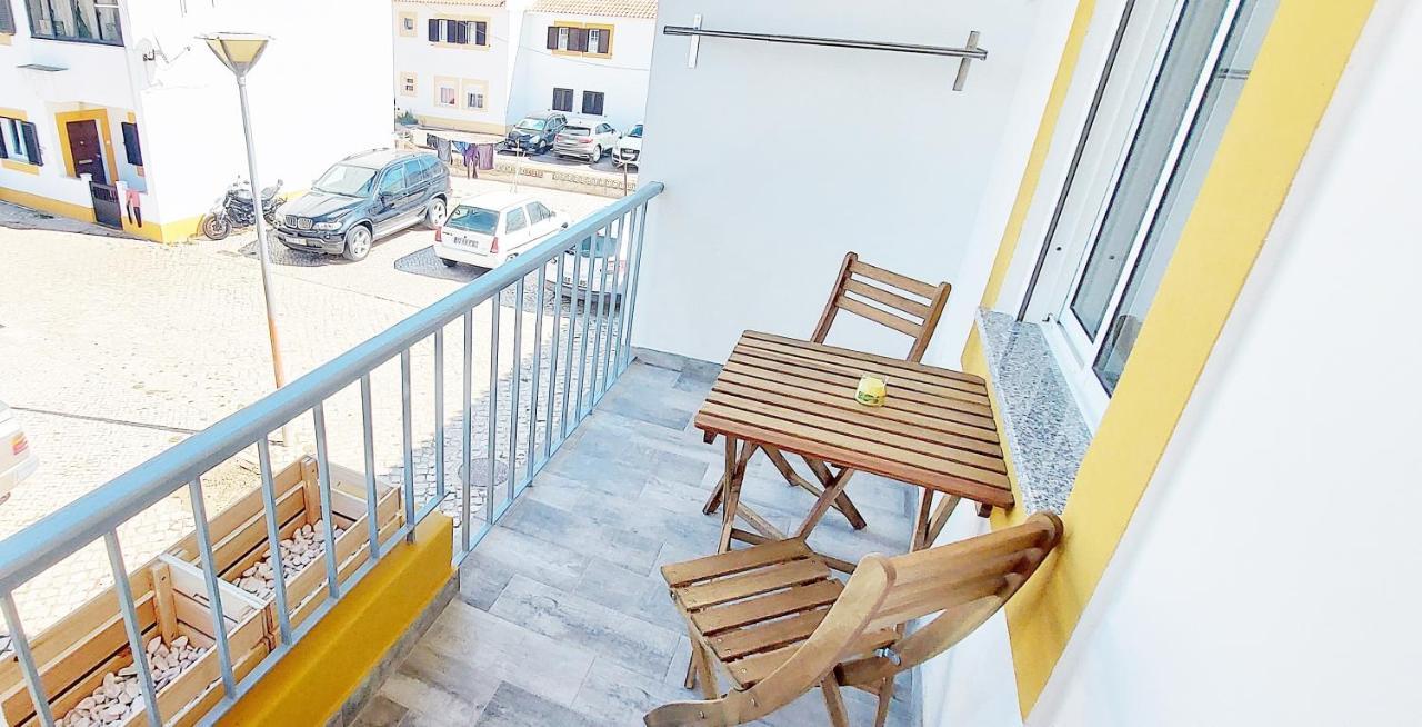 Caroline'S Apartment Vila do Bispo Exterior photo
